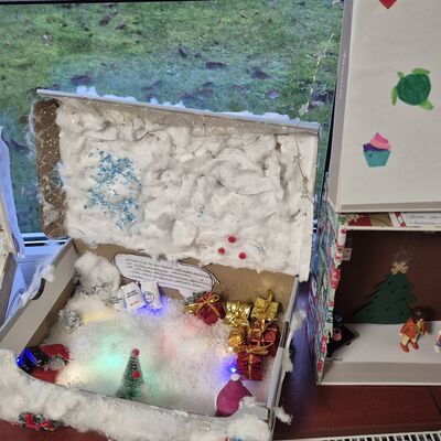 Bild vergrößern: Gedicht im Schuhkarton 3b