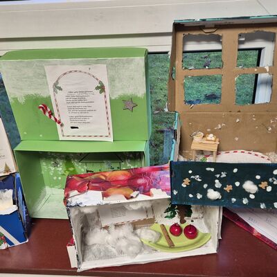 Bild vergrößern: Gedicht im Schuhkarton 3b