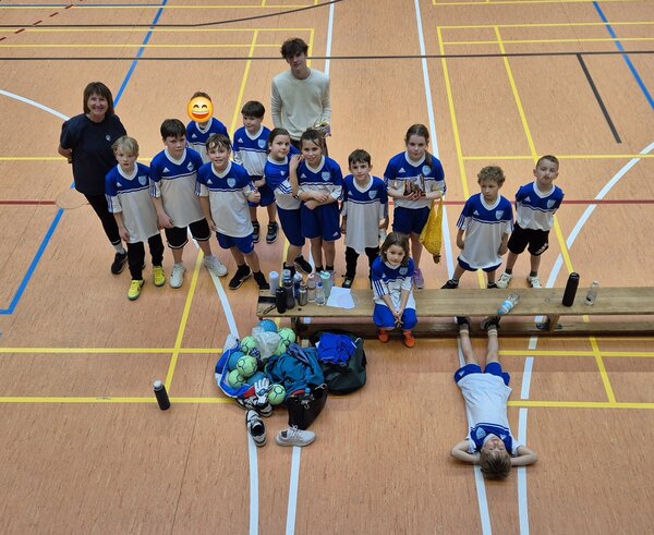 Bild vergr&ouml;&szlig;ern: Freundschaftsspiel Handball-AG